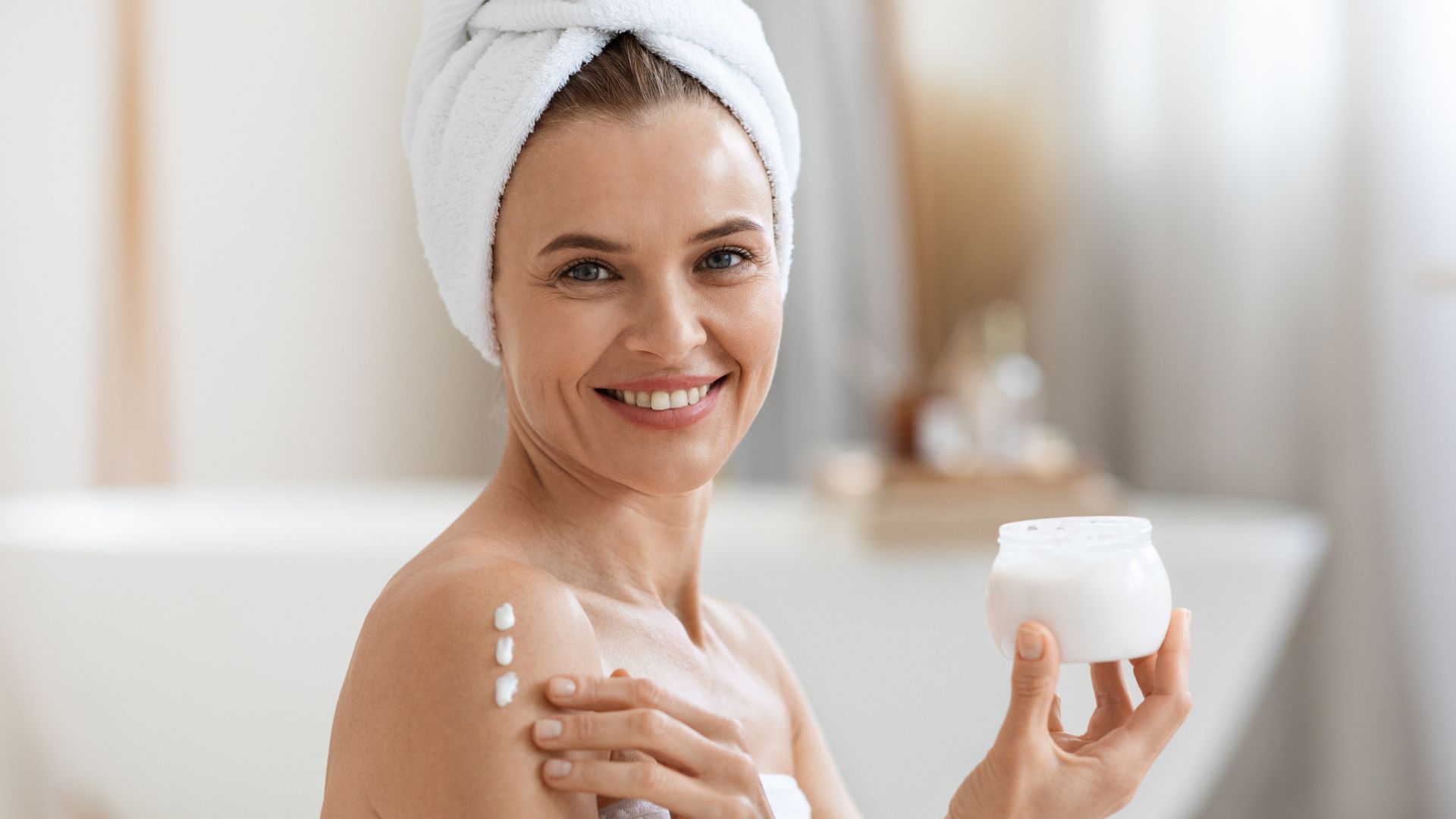 Body Cream VS Body Butter: Ποια είναι η διαφορά τους & τι να επιλέξετε 3