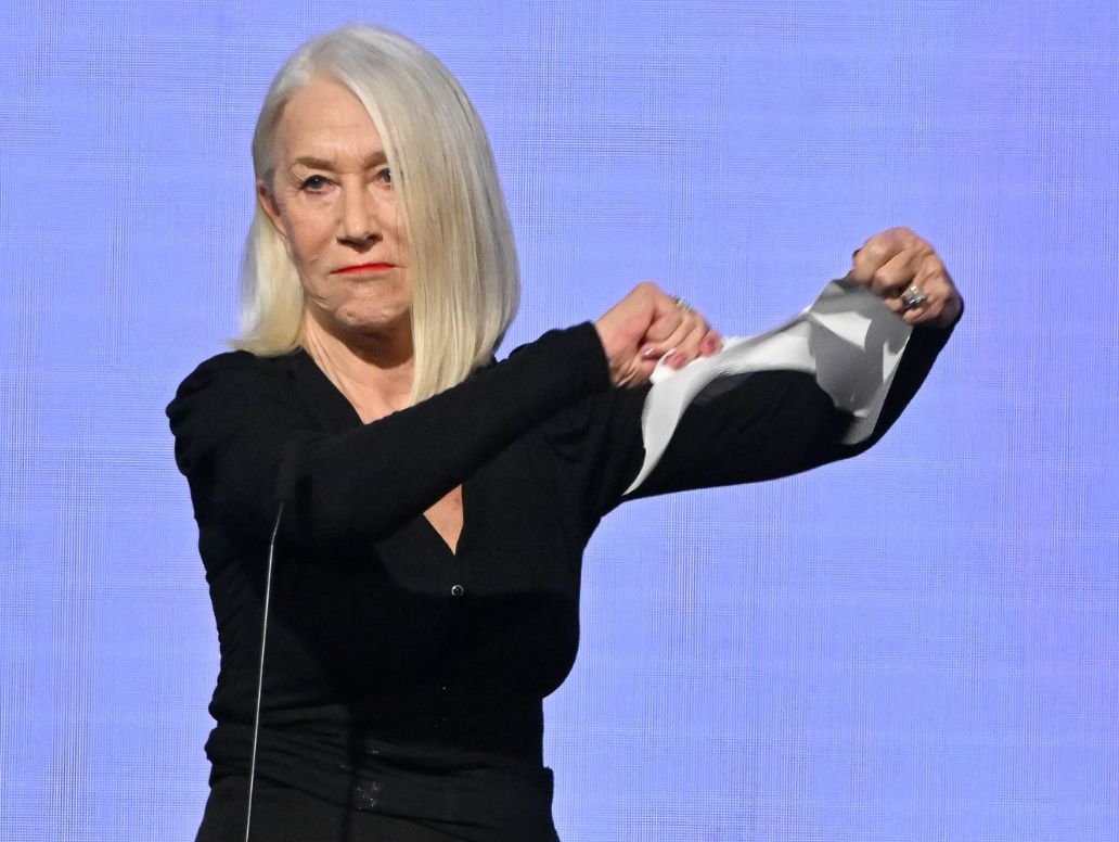 Η Helen Mirren έσκισε την τεχνητή νοημοσύνη σαν χασέ 1