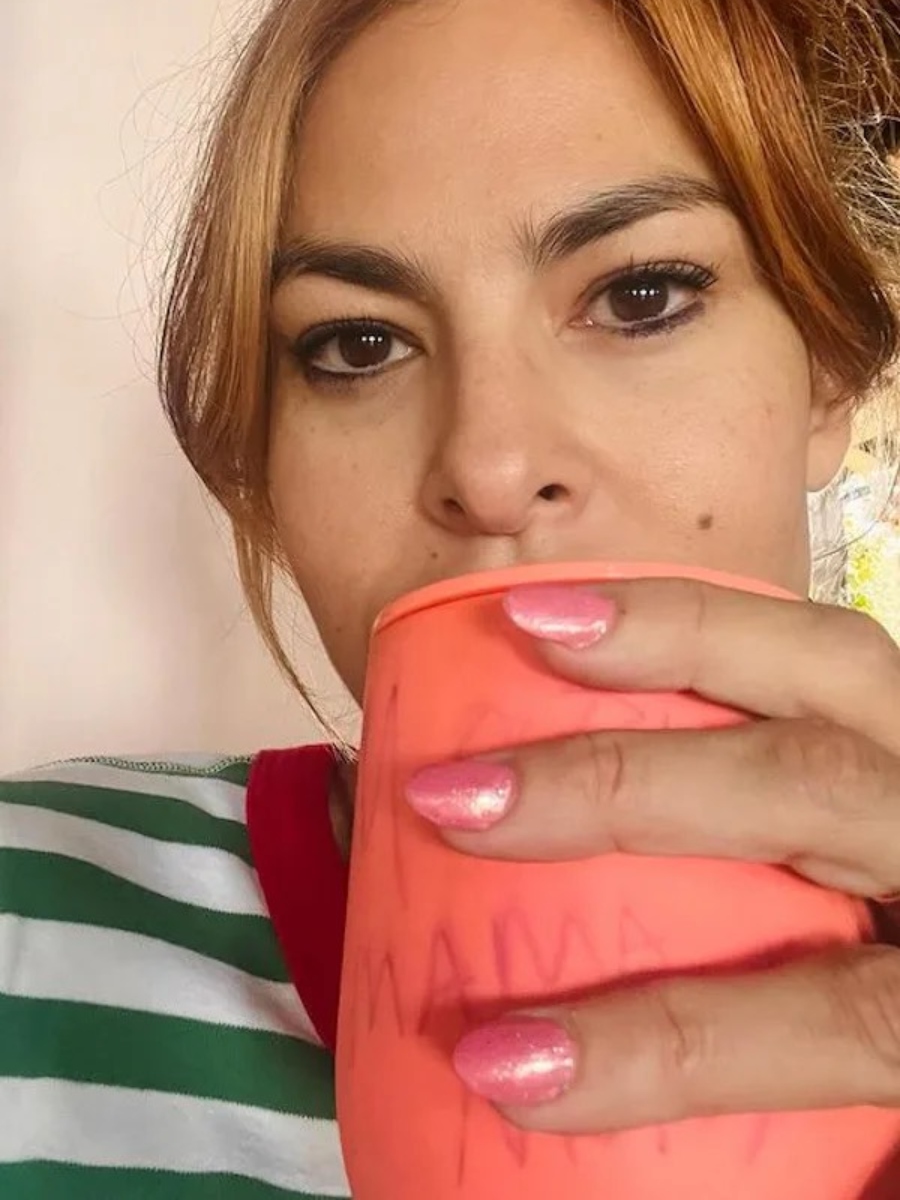 Eva Mendes: Υιοθέτησε το μανικιούρ που “φωνάζει” άνοιξη 3