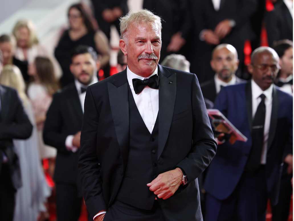 Kevin Costner: H στιγμή που δάκρυσε στο 77ο Φεστιβάλ Καννών- Καταχειροκροτήθηκε η ταινία του επί 7 λεπτά 1