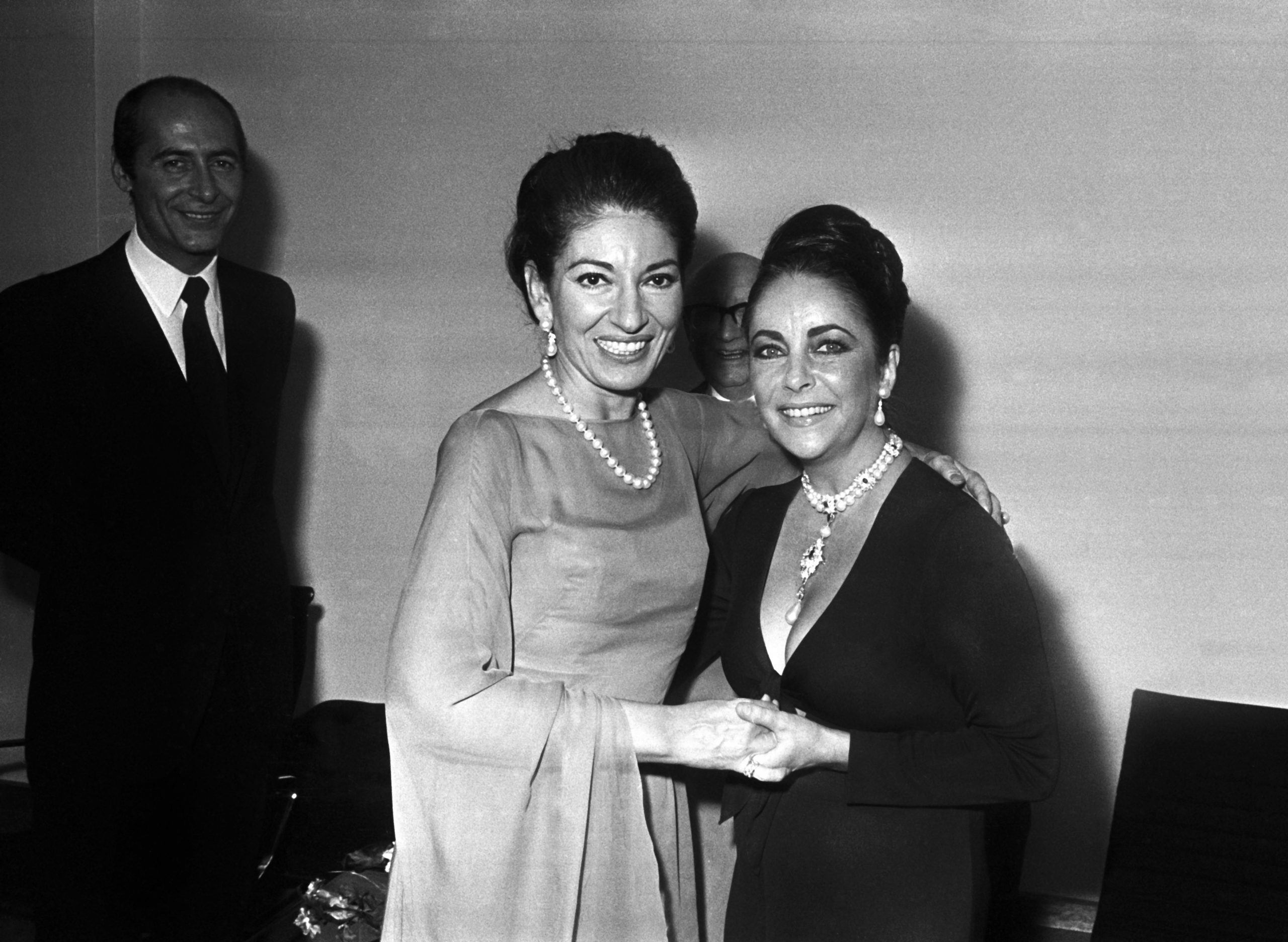 Elizabeth Taylor: Η ιδιαίτερη σχέση της περιβόητης σταρ με την Ελλάδα 2