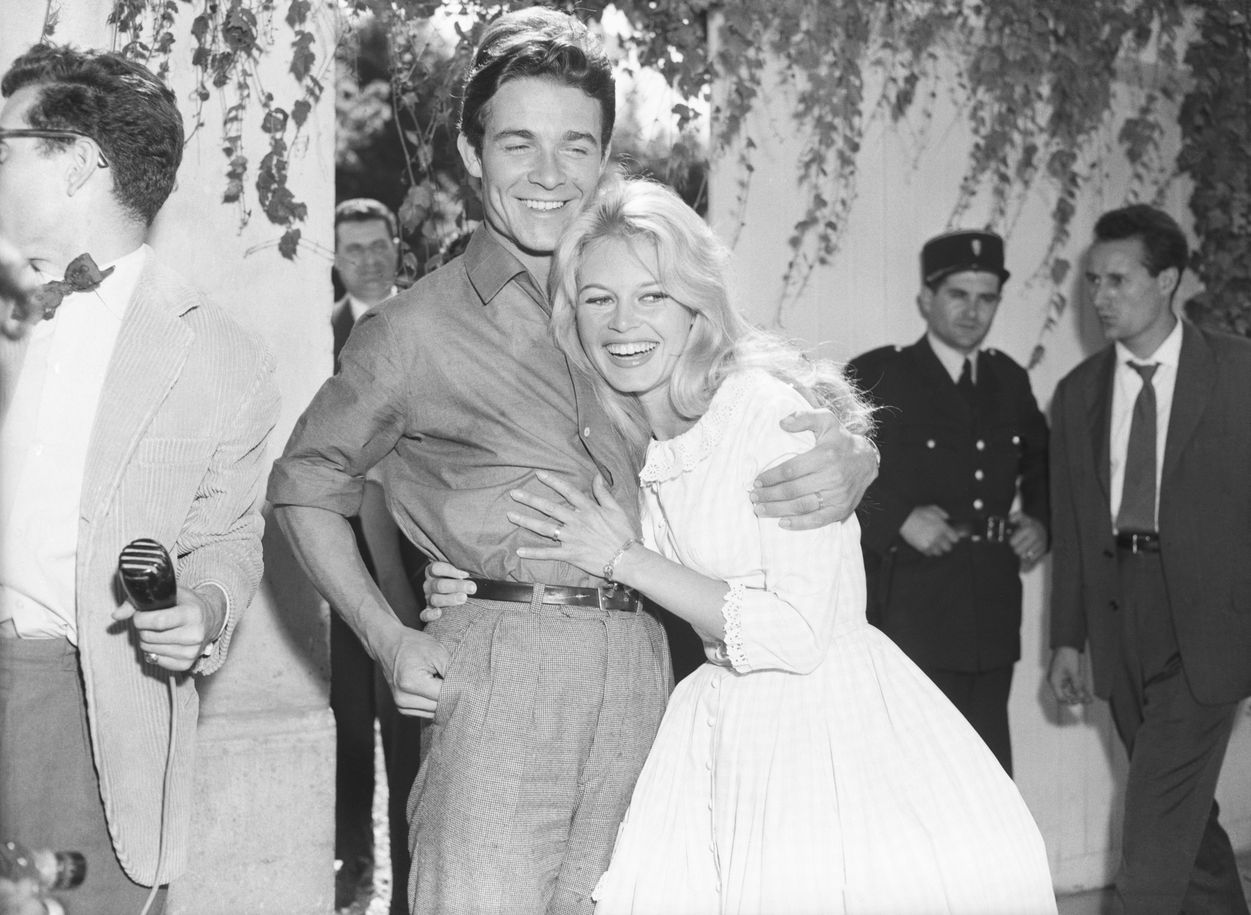 Η ιστορία πίσω από τη gingham φούστα της Brigitte Bardot στο “Voulez-vous danser avec moi?” 2