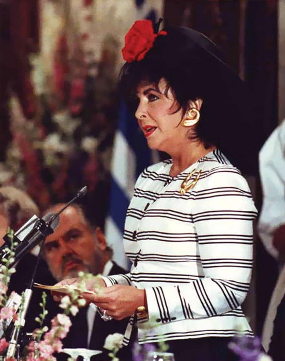 Elizabeth Taylor: Η ιδιαίτερη σχέση της περιβόητης σταρ με την Ελλάδα 7