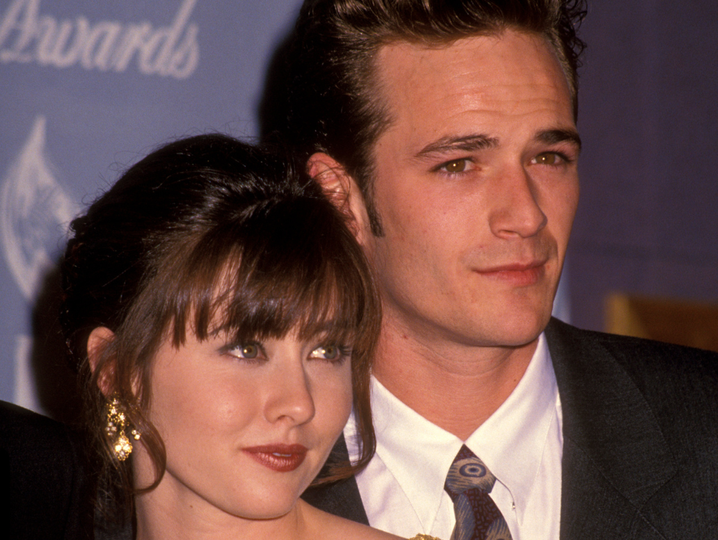 Shannen Doherty- Luke Perry: Η σχέση ζωής και οι ρόλοι που έγραψαν ιστορία – «Brenda και Dylan για πάντα μαζί» 1