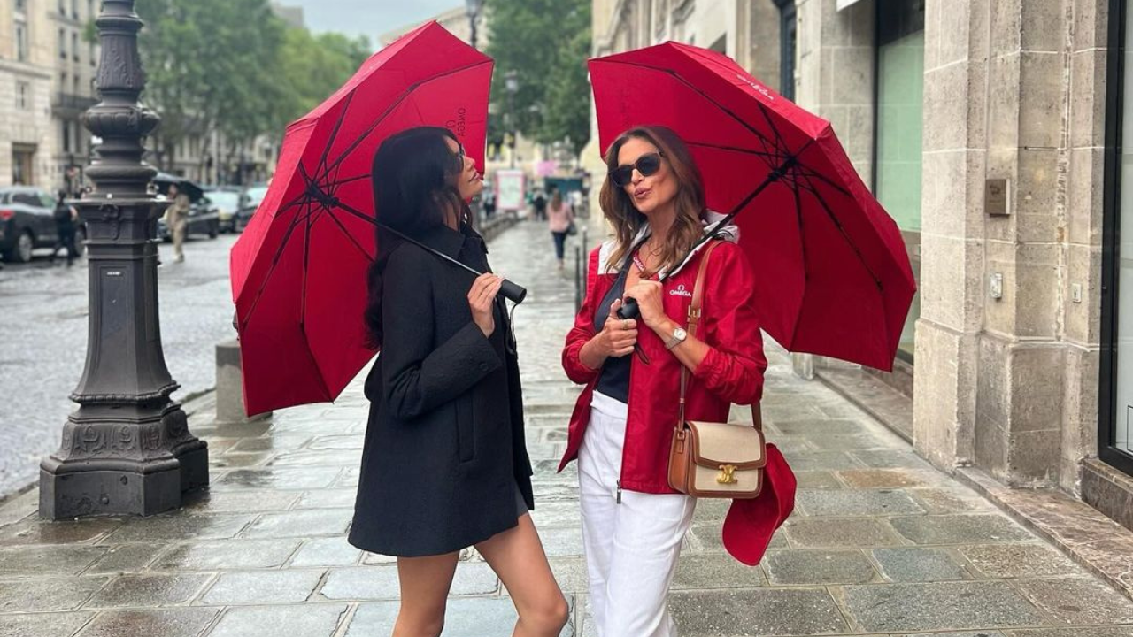 H Cindy Crawford με την κόρη της, Kaia βολτάρουν στο Παρίσι και δέχονται κριτική – «Έχουμε ήδη αρκετές Kardashians»