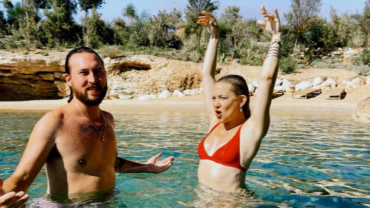 H Kate Hudson έχει πάθει έρωτα με τη χώρα μας και είναι ξανά εδώ – «Ξέρετε πόσο λατρεύω την Ελλάδα» 1