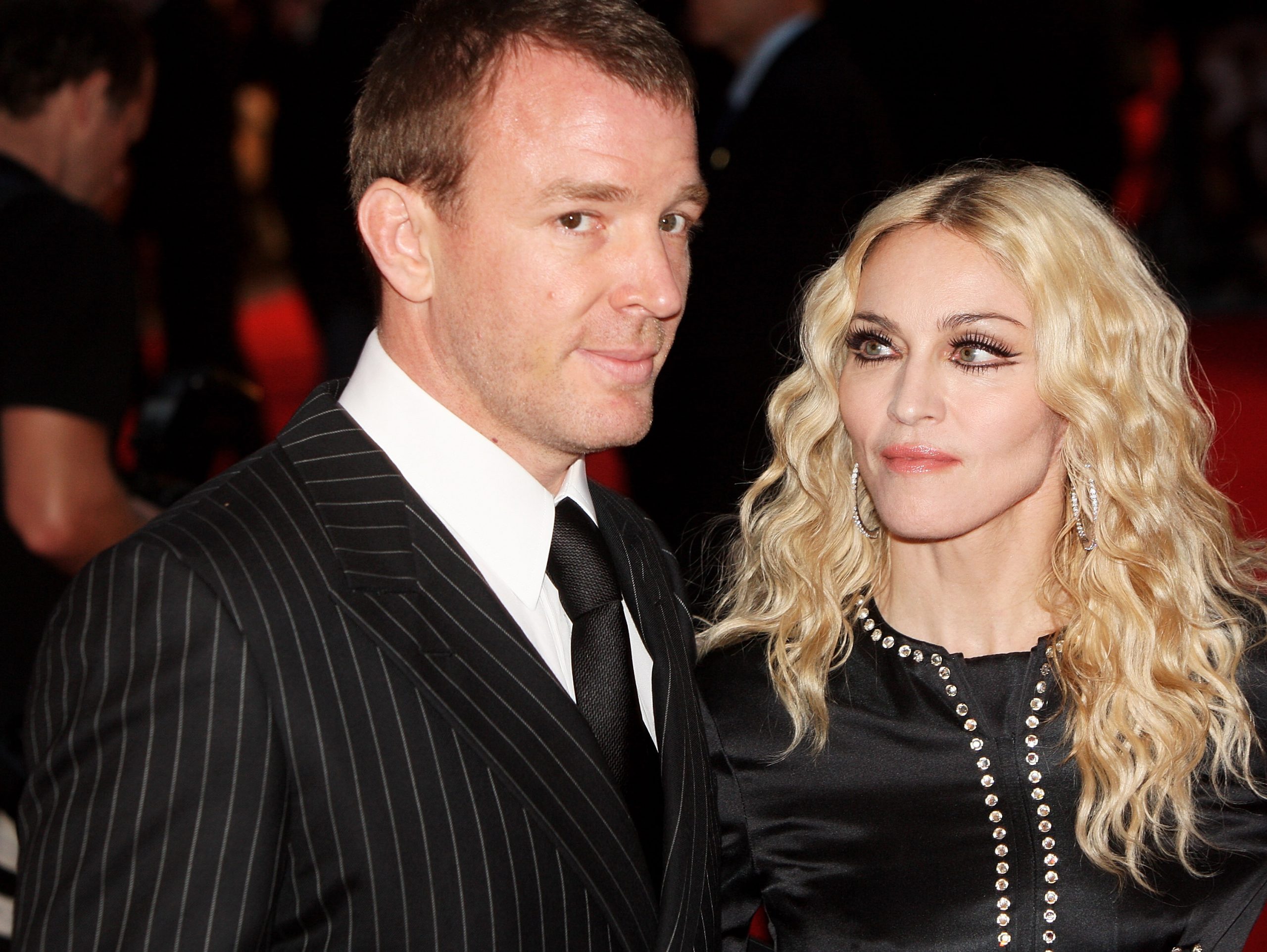 Ο συγκρουσιακός γάμος της Madonna και του Guy Ritchie- «Ήταν μια σαπουνόπερα»