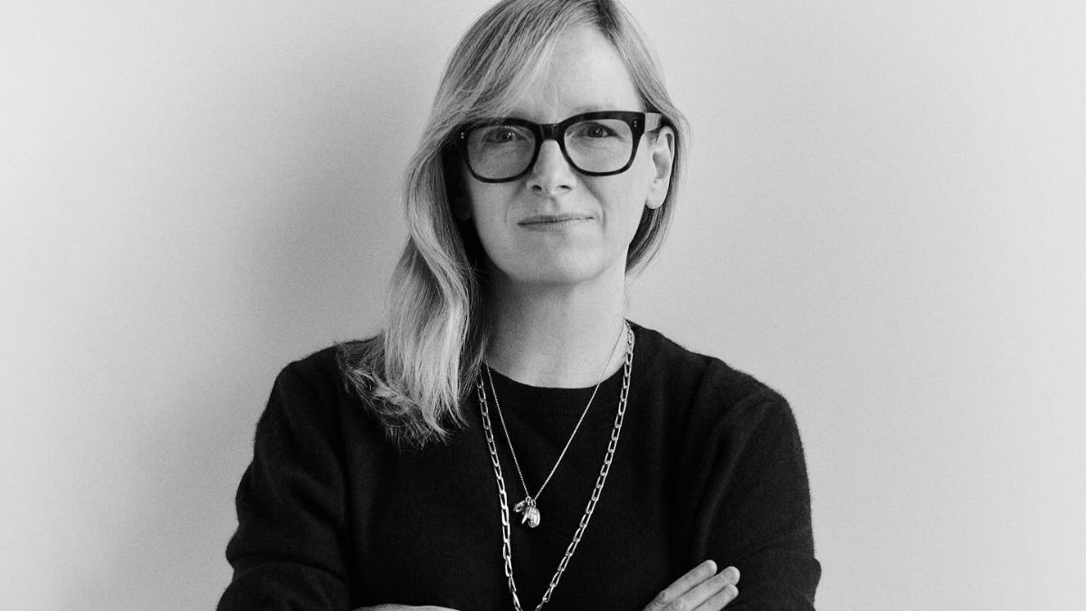 Η Sarah Burton είναι η νέα creative director του Givenchy