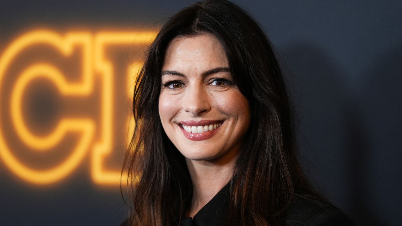 Anne Hathaway: Ζήτησε συγγνώμη από δημοσιογράφο για αμήχανη συνέντευξη του 2012 1