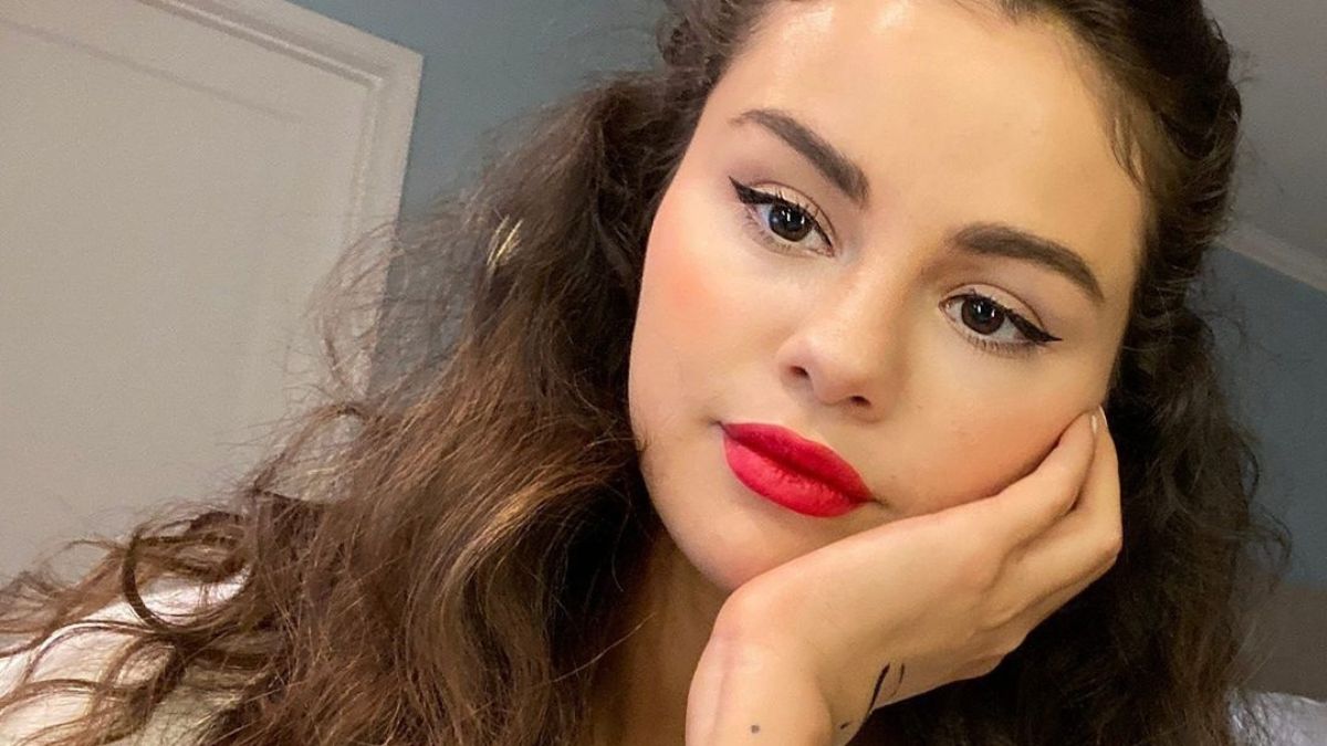 Selena Gomez: «Είναι ΟΚ να μη νιώθεις ΟΚ»