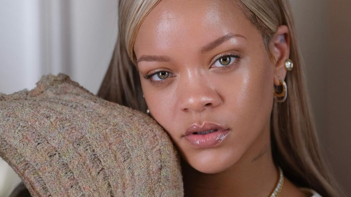 Rihanna: «Το να είσαι μαμά αγοριών είναι Ολυμπιακό Άθλημα»